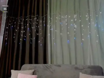 MillyYoung  live sex cam