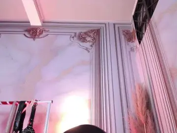 Naty-slavedoll  live sex cam