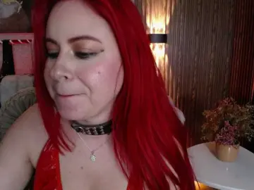 Naty-slavedoll  live sex cam