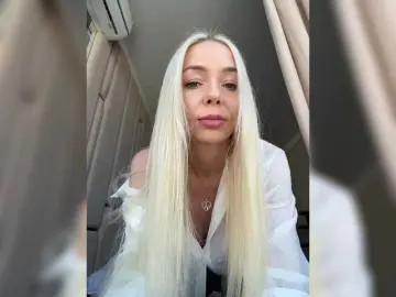 WhiteGirl-one  live sex cam