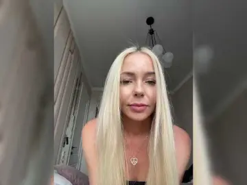 WhiteGirl-one  live sex cam
