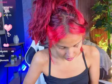 Saphiire  live sex cam