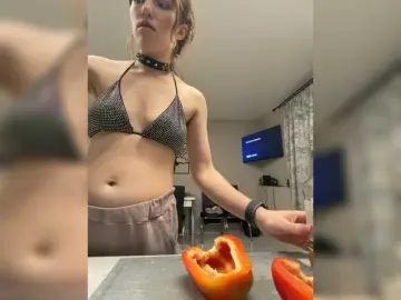 Alinagilberd03  live sex cam