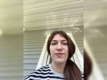 Alinagilberd03  live sex cam