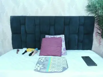 ArianaDiosa  live sex cam