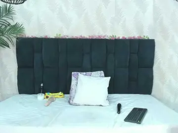 ArianaDiosa  live sex cam