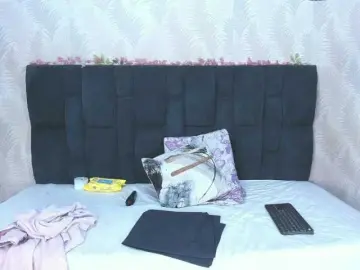 ArianaDiosa  live sex cam