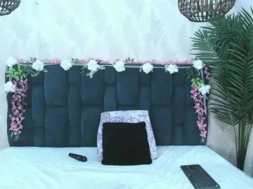 ArianaDiosa  live sex cam