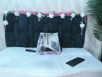 ArianaDiosa  live sex cam