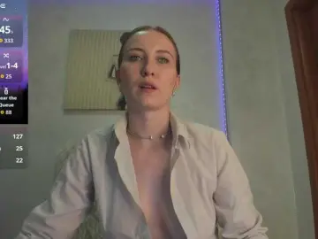 Ember-Luna  live sex cam