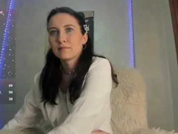 Ember-Luna  live sex cam