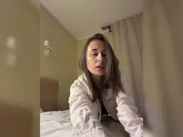 Aelia-t  live sex cam