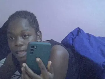 Ebonyprincess14  live sex cam