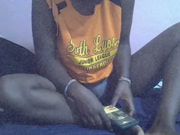 Ebonyprincess14  live sex cam