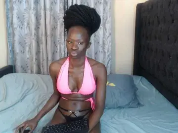 Kiara-Mia  live sex cam