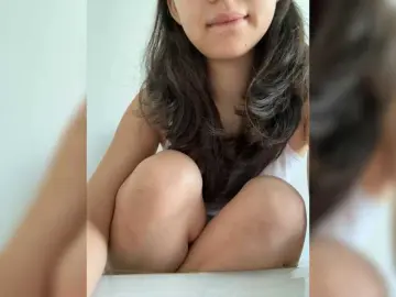 Kikimeia  live sex cam