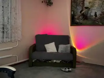 Loozzyy  live sex cam