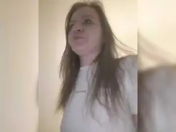 Mia-Carnival  live sex cam