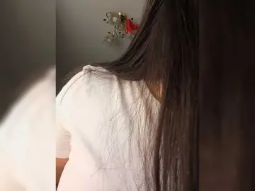 Tina-Dolly  live sex cam