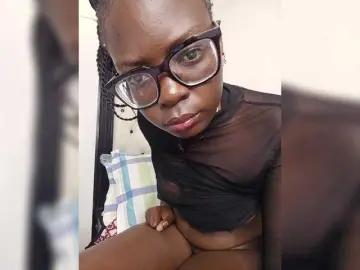 YoursEllah  live sex cam