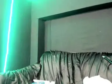 Madamenix  live sex cam
