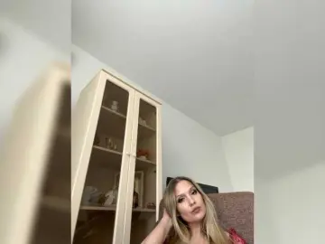 Sura97  live sex cam