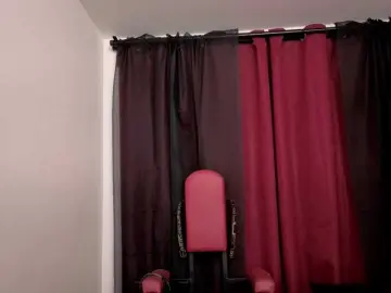 ElowenHalley  live sex cam