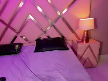 EstherValliere  live sex cam