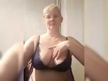 Sweetie454  live sex cam