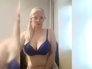 Sweetie454  live sex cam