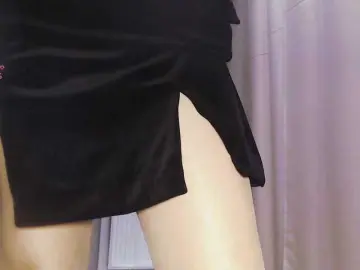 Va-len-cia  live sex cam