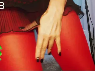 Va-len-cia  live sex cam