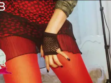 Va-len-cia  live sex cam