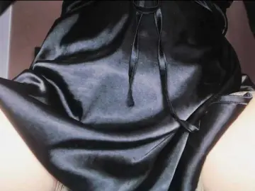 Va-len-cia  live sex cam