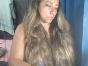Adrianamilf44  live sex cam