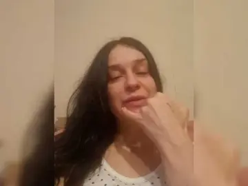 Helenakisss  live sex cam