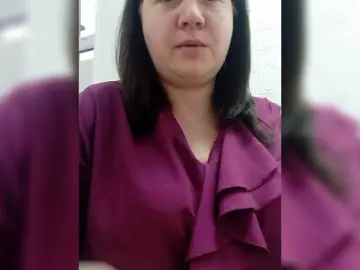 AnnaVictoriaa  live sex cam