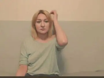 Bonniee  live sex cam