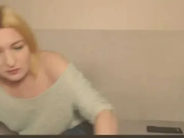 Bonniee  live sex cam
