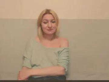 Bonniee  live sex cam