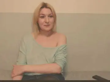 Bonniee  live sex cam