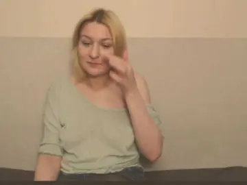 Bonniee  live sex cam