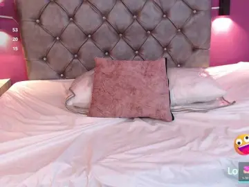 DulceeKitten  live sex cam