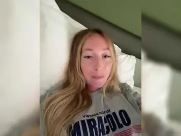 KiraBlake  live sex cam