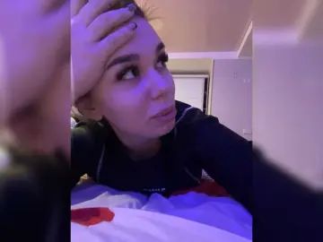 Liysan11  live sex cam