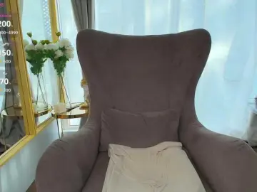 Paris-x-Hilton  live sex cam