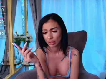 Paris-x-Hilton  live sex cam