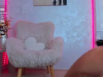 Paris-x-Hilton  live sex cam