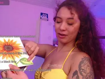 RedVelvett-  live sex cam