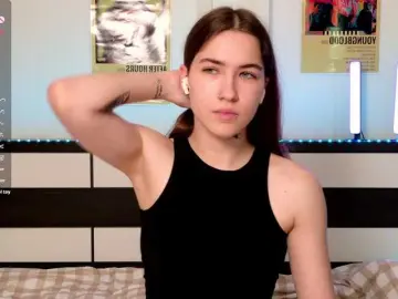 Sun-and-Luna  live sex cam